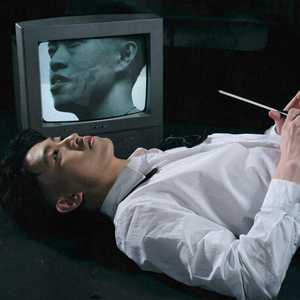 Gay打男生光屁股网站
